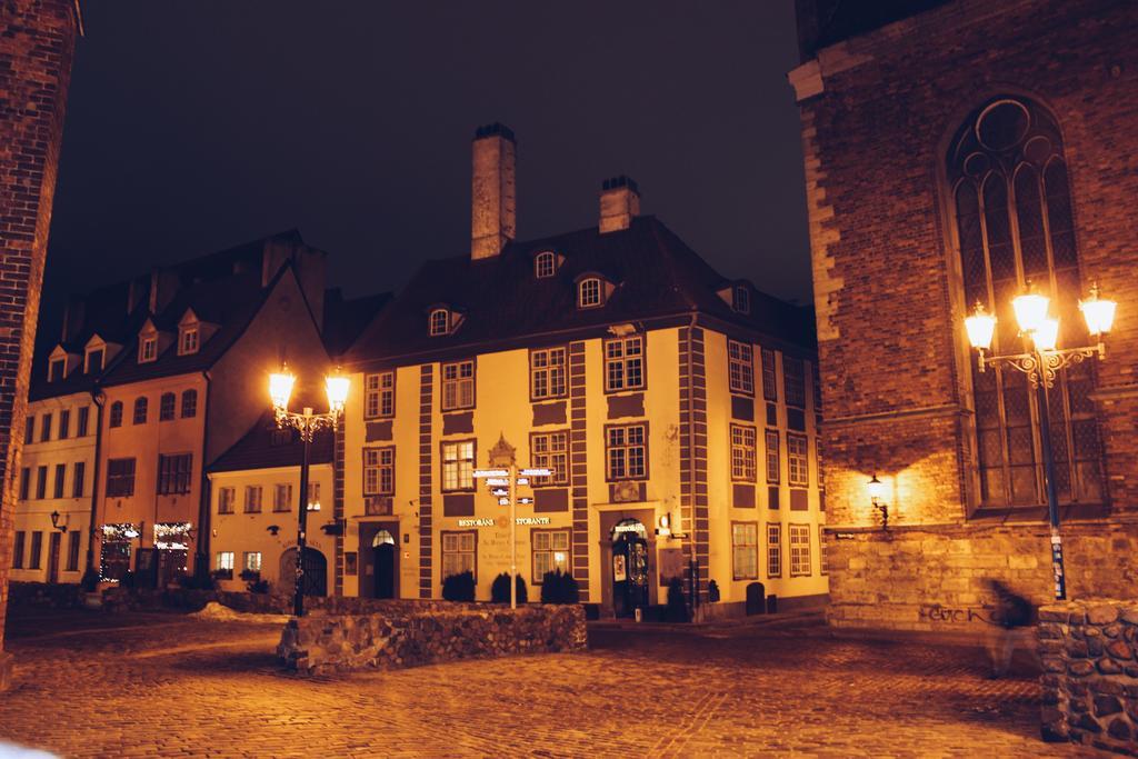 Historical Ekes Konvents 1435 Hotel Riga Exterior photo