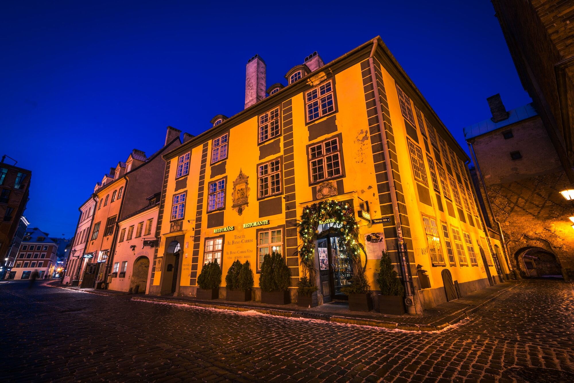 Historical Ekes Konvents 1435 Hotel Riga Exterior photo